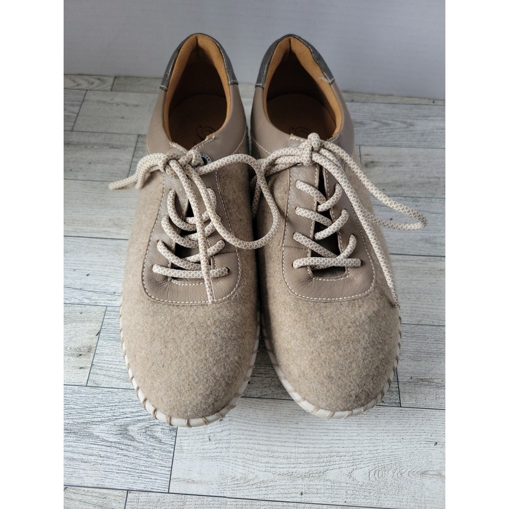 Biza Revolve Women's Shoe Size 37 (6) Tan Shoes Felt Soft Sneaker